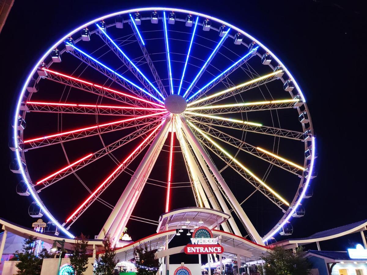 Hidden Creek, Pool Table, Hot Tub, 1089 Free Tickets Each Paid Day, Dollywood And More Gatlinburg Exterior photo